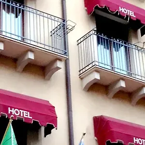 Gangi Hotel